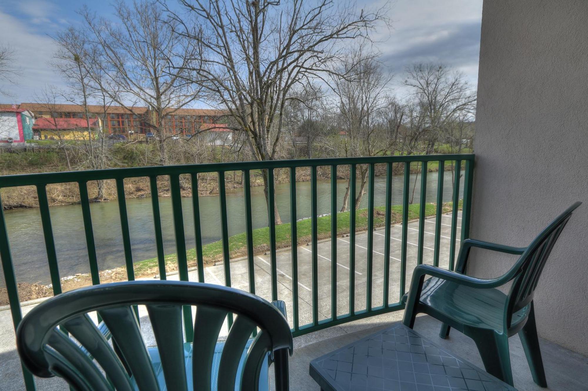 Pigeon River Inn Pigeon Forge Extérieur photo